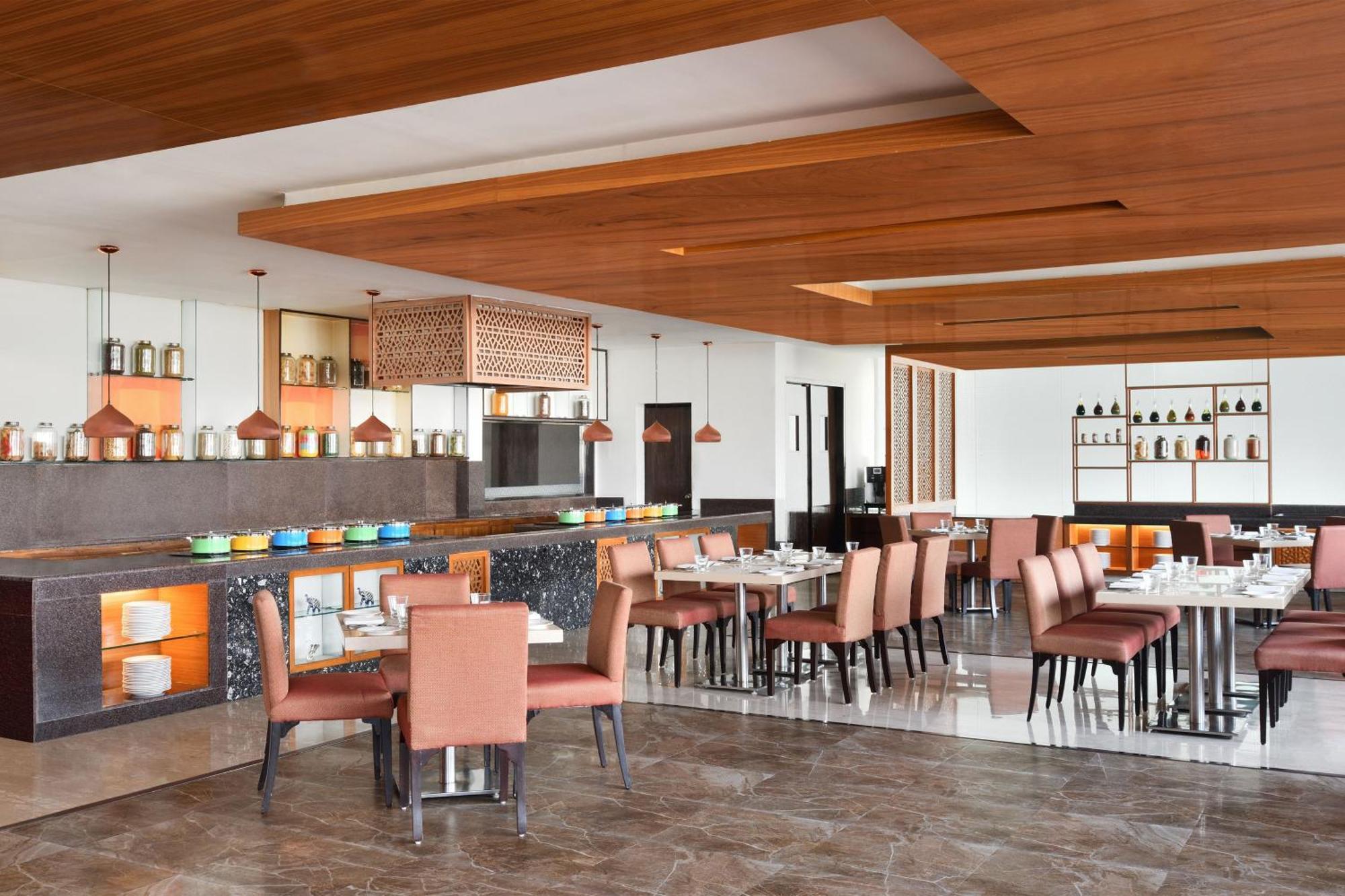 Four Points By Sheraton Jaipur, City Square Exterior photo